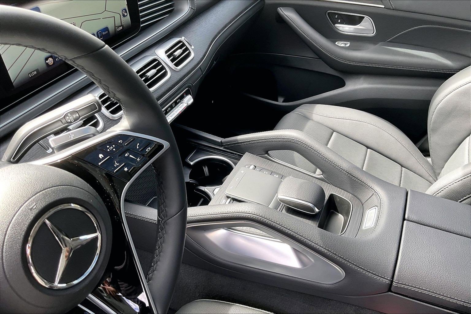 New 2026 Polar White Mercedes-Benz GLE 450 image 21