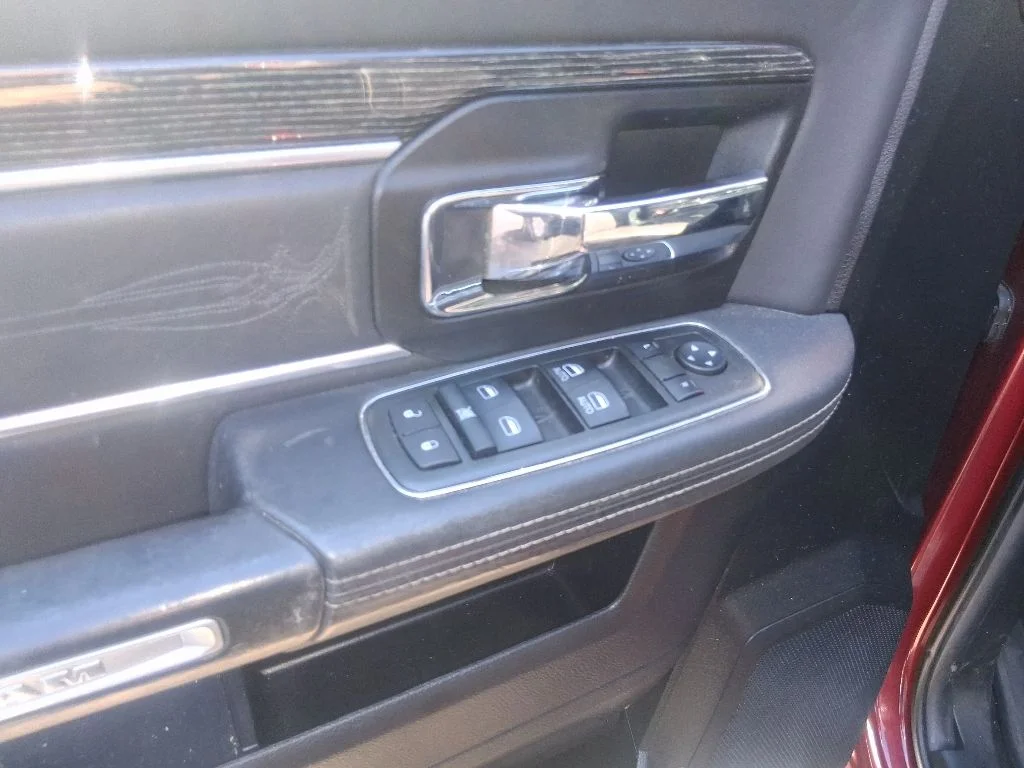 Used 2014 Red Ram Laramie Longhorn image 9