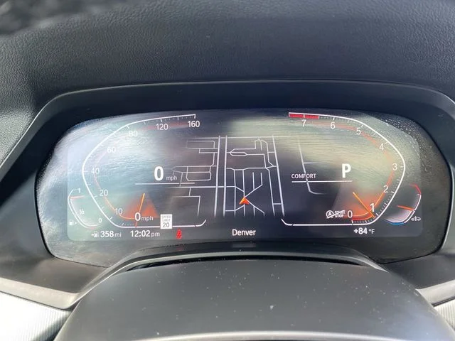 Used 2019 Black BMW xDrive40i image 16