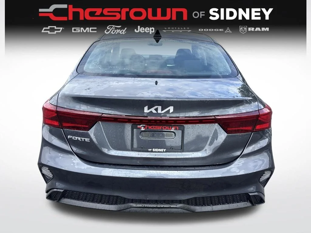 Used 2023 Gray Kia LXS image 4