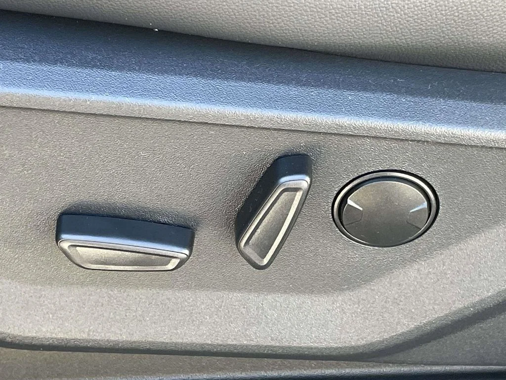 New 2026 White Ford Lariat image 14