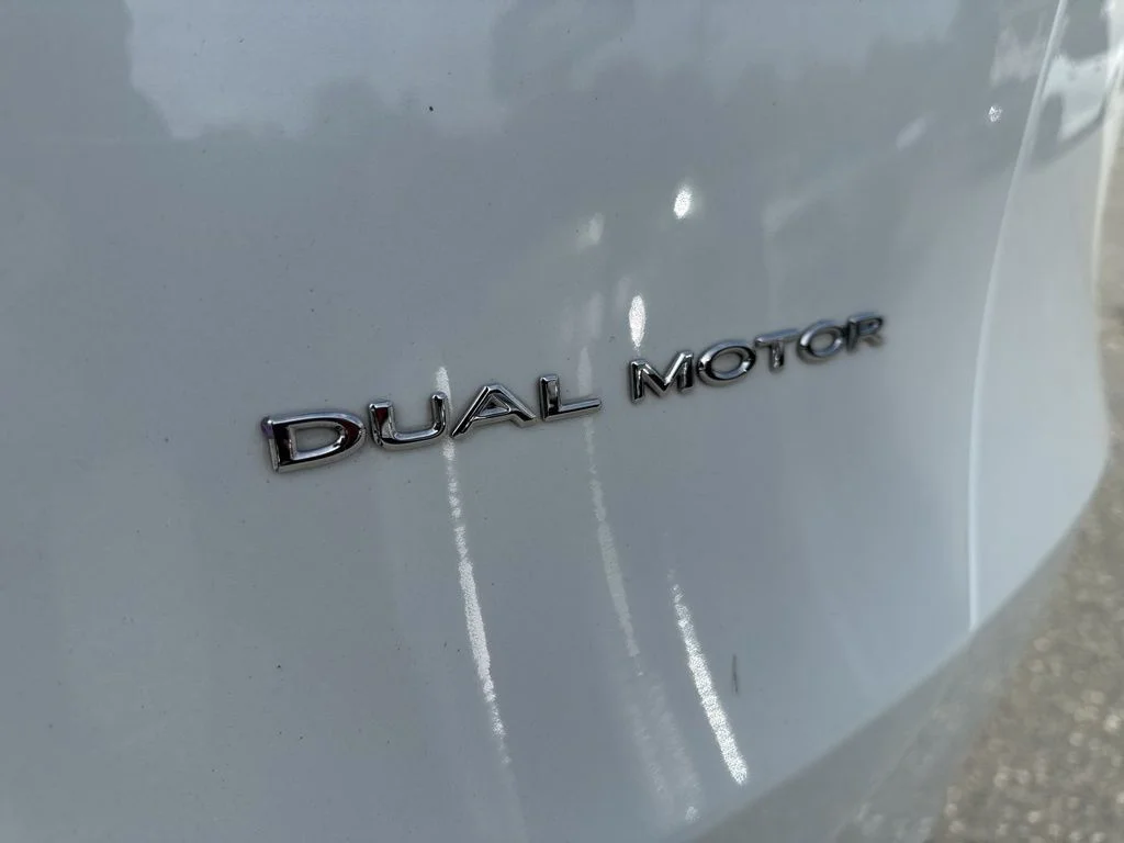 Used 2023 White Tesla Long Range image 33