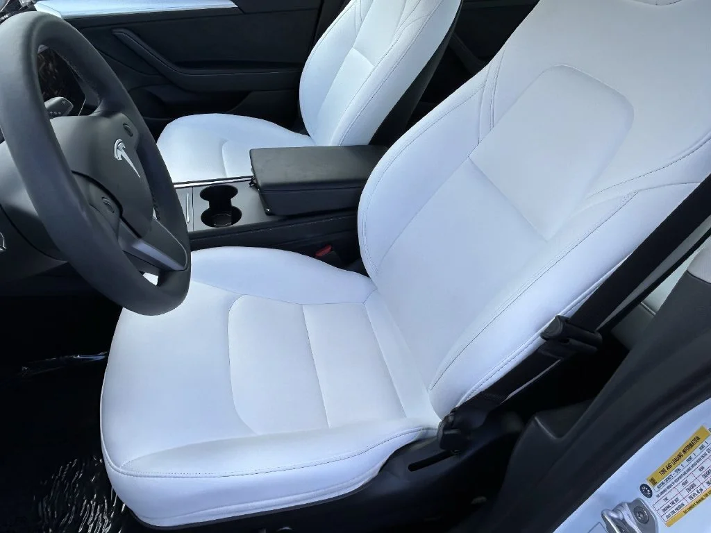 Used 2023 Pearl White Multi-Coat Tesla Base image 21