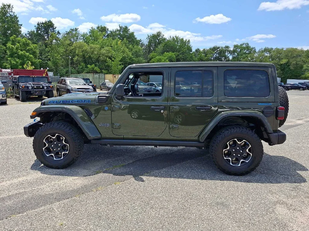 Used 2023 Sarge Green Clearcoat Jeep Rubicon image 7