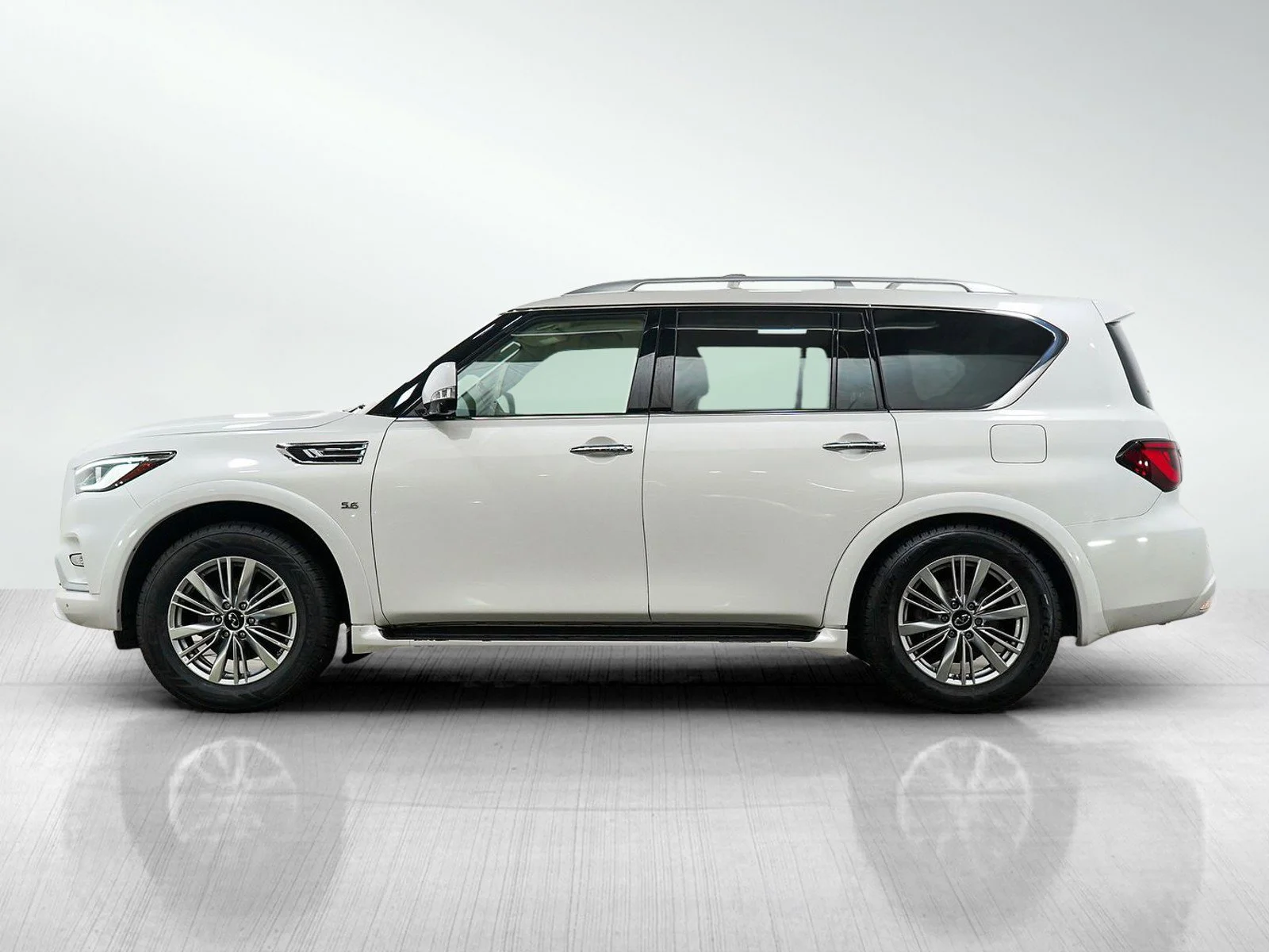 Used 2018 INFINITI QX80 Base with VIN JN8AZ2NC0J9440438 for sale in Wayzata, Minnesota