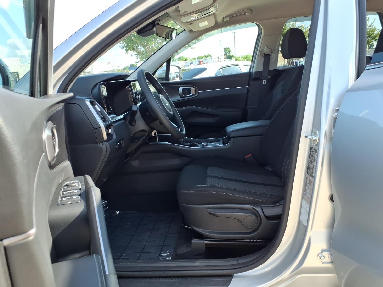 Used 2022 SILVER Kia LX image 13