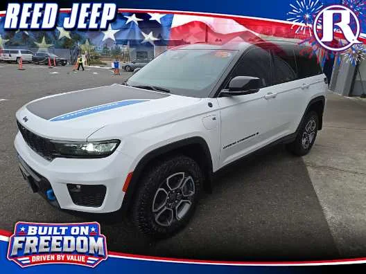 2024 Jeep Grand Cherokee 4xe Trailhawk