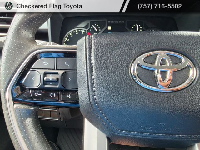 Used 2022 White Toyota SR5 image 27