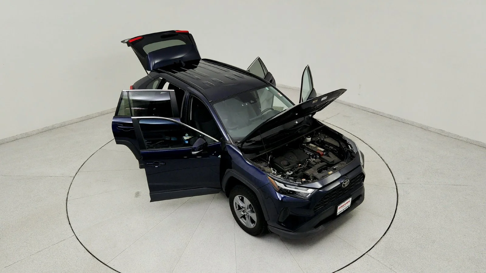 Used 2022  Toyota XLE image 21