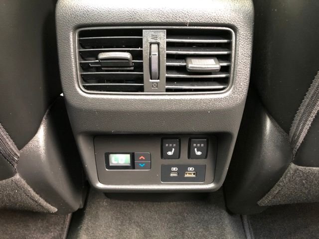 Used 2023 Champagne Silver Metallic Nissan Platinum image 13