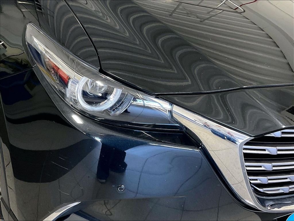 Used 2023 Black Mazda Signature image 32