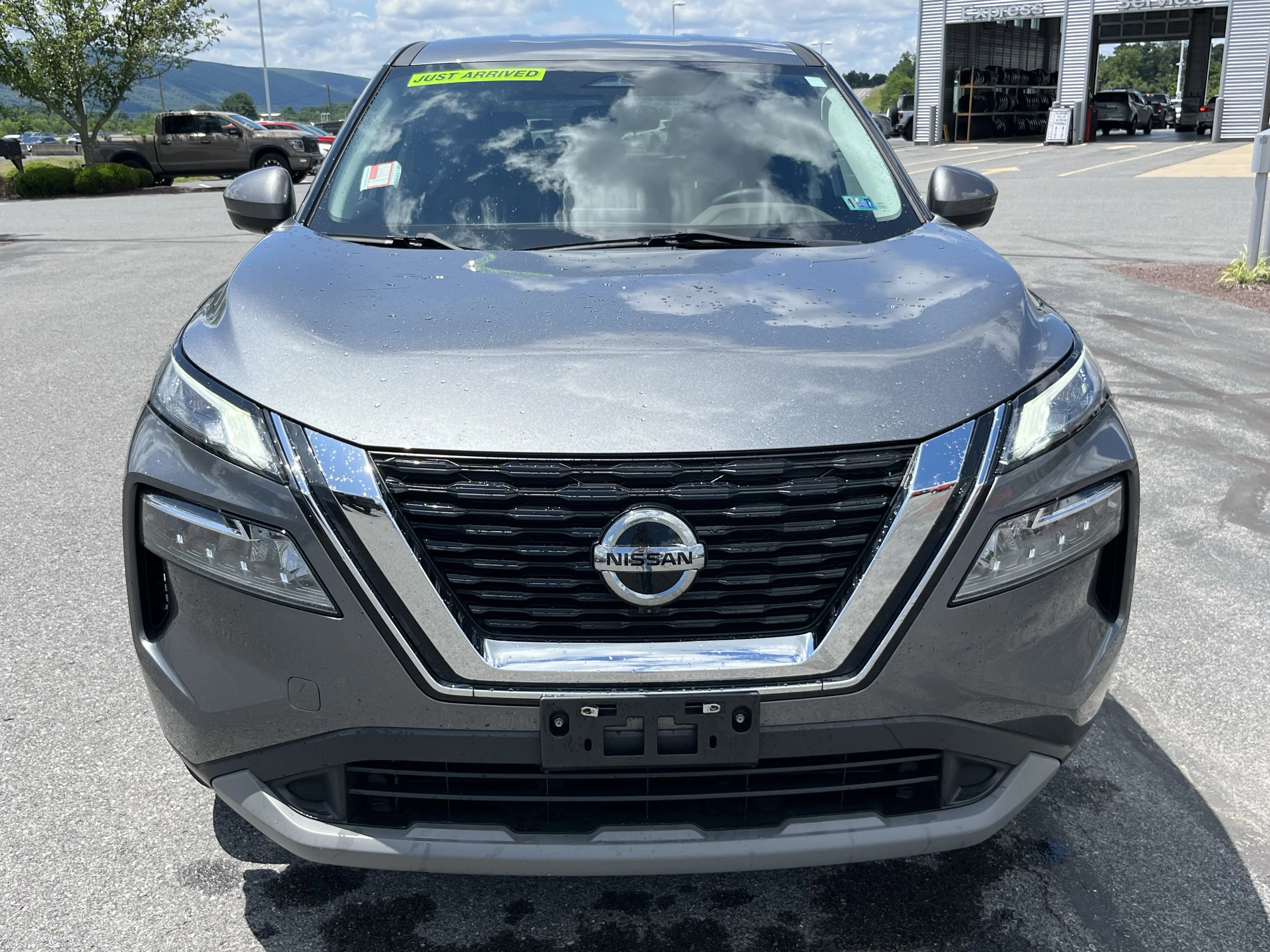 Used 2021 Gun Metallic Nissan SV image 11