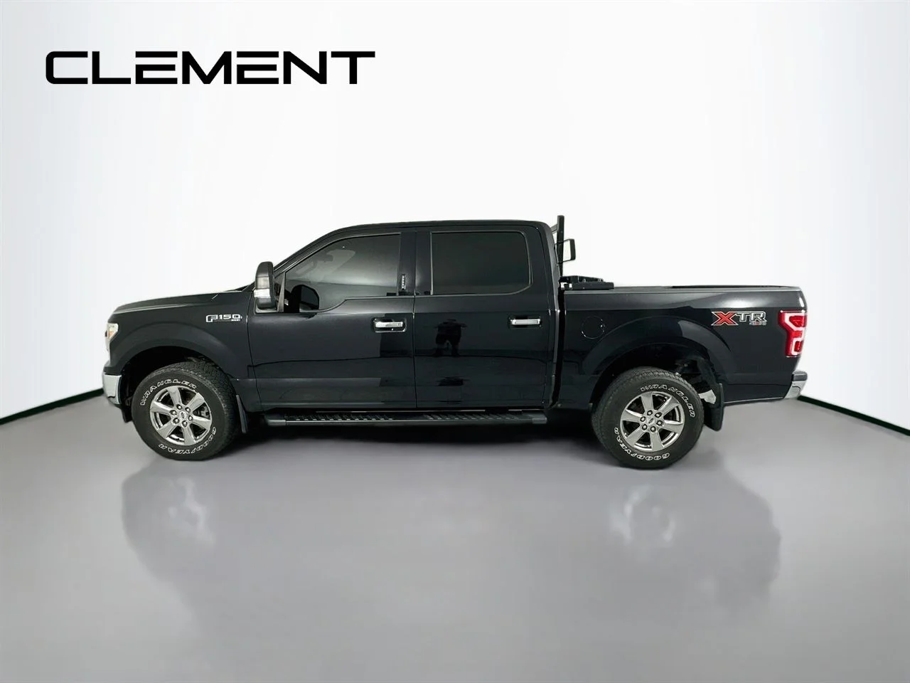 Used 2020 Black Ford XLT image 6