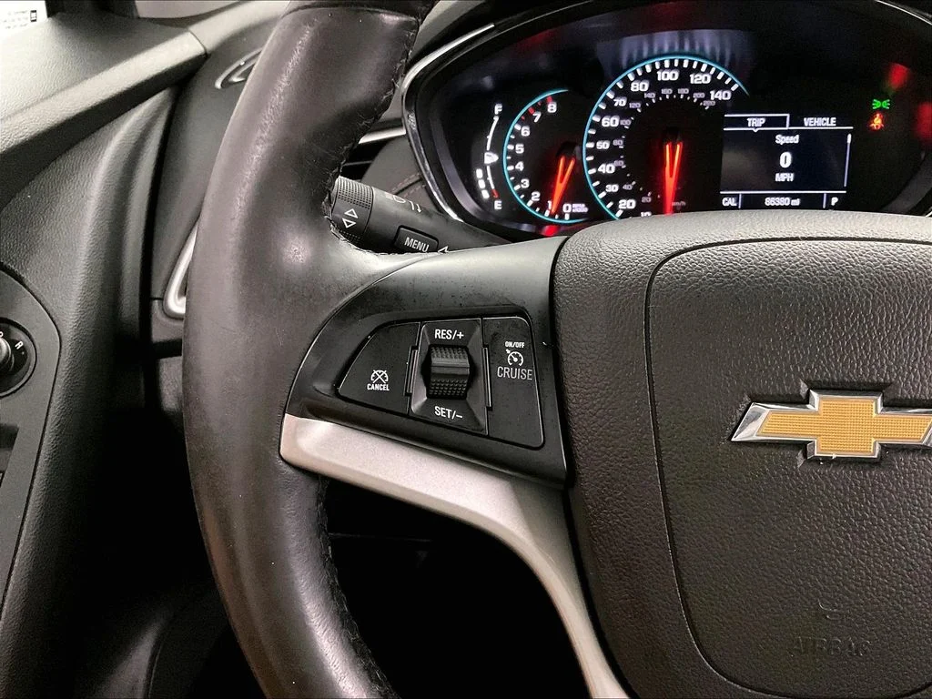 Used 2020 Gray Chevrolet LT image 22