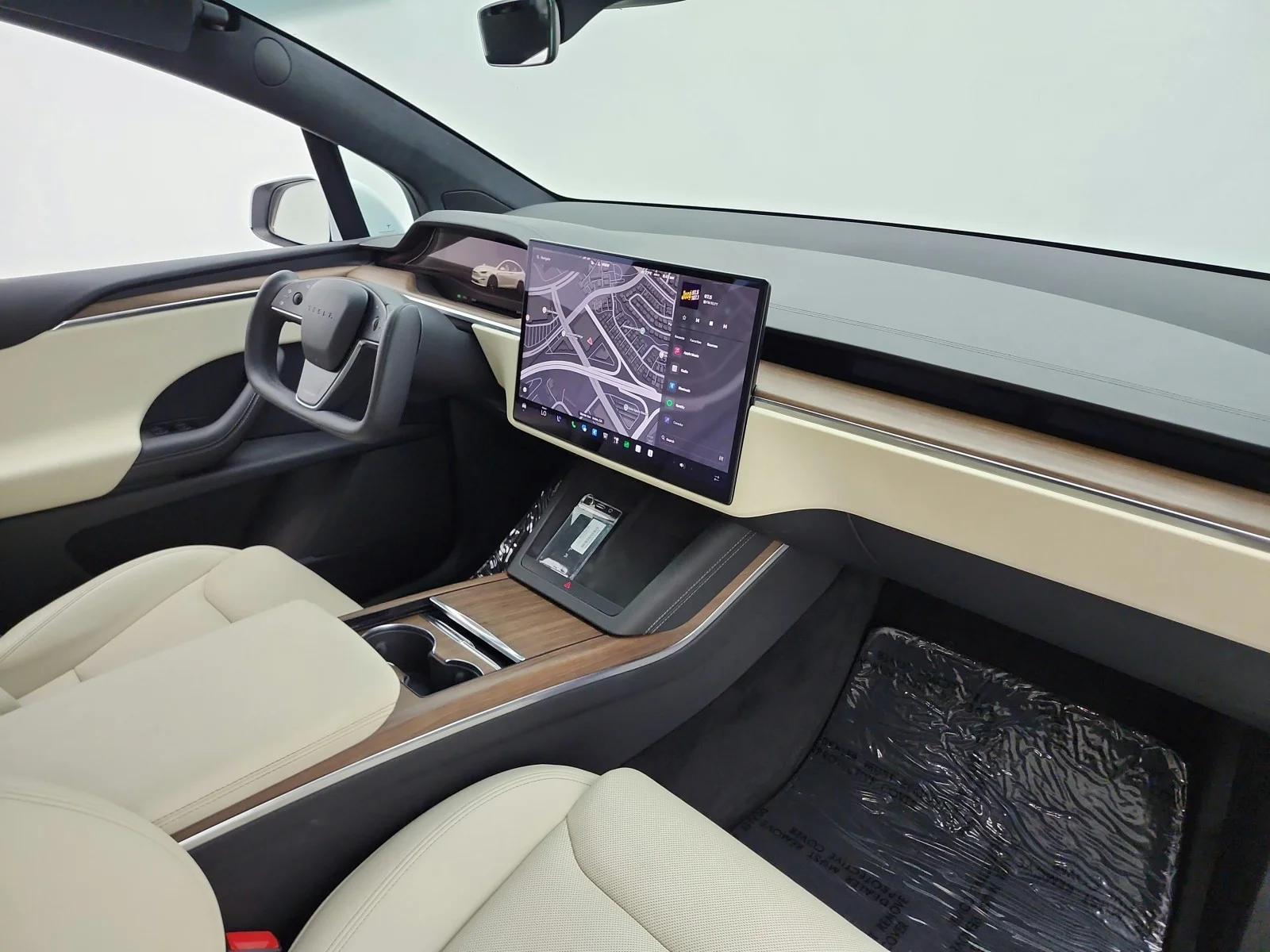 Used 2023 Pearl White Multi-Coat Tesla AWD image 21
