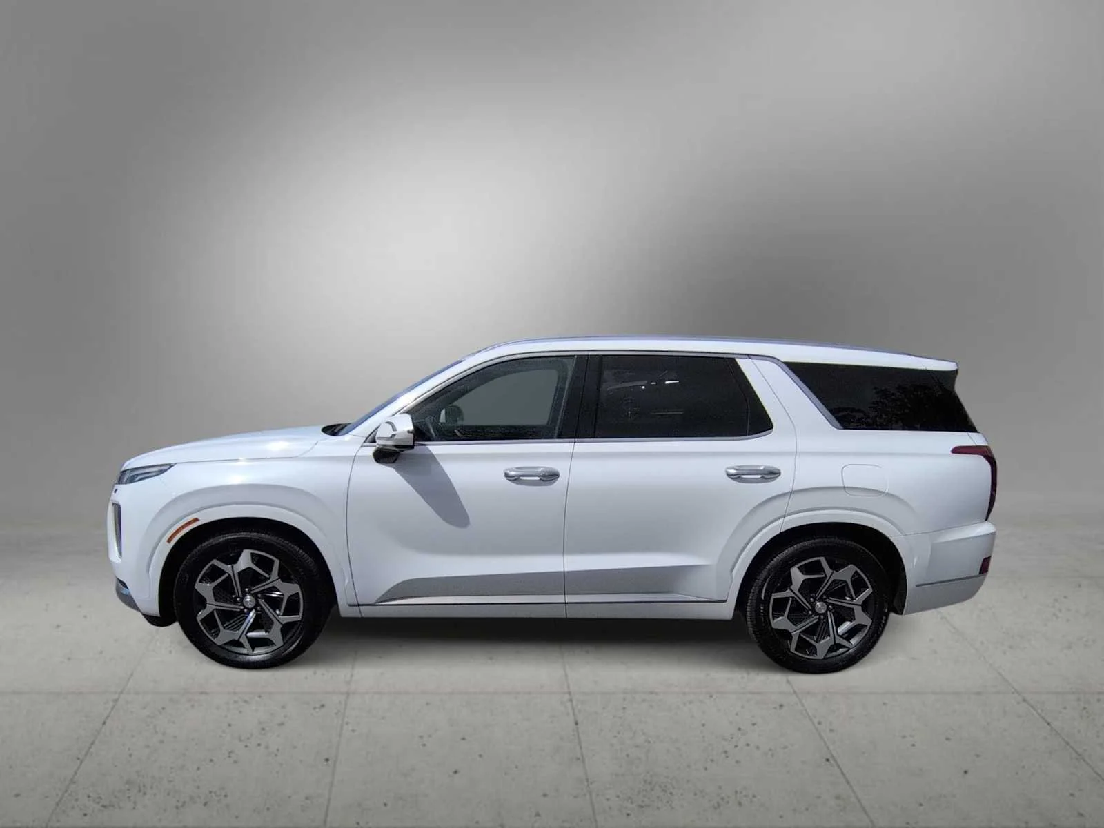 Used 2022 White Hyundai Calligraphy image 5