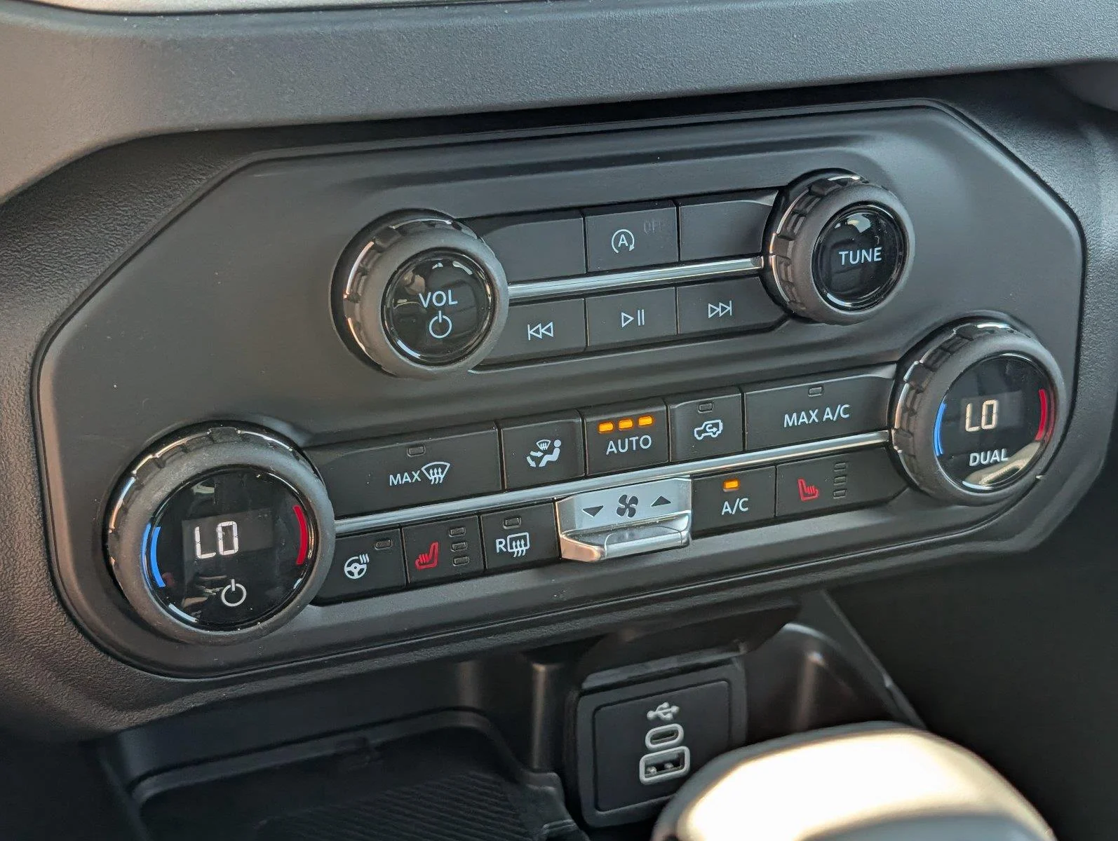 Used 2026 Oxford White Ford Outer Banks image 17