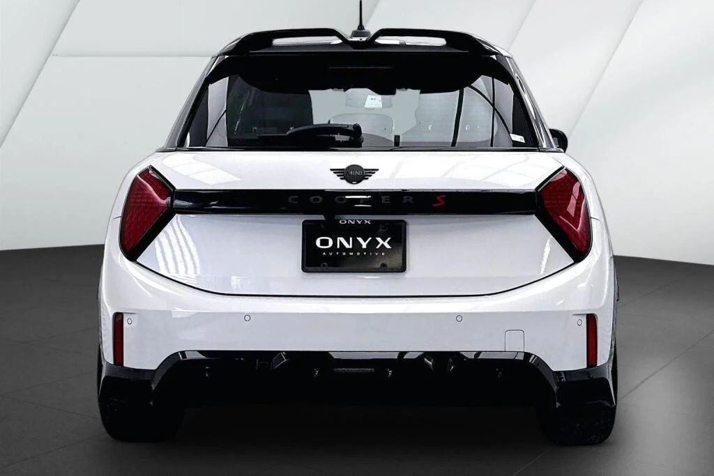 New 2026 Nanuq White Metallic MINI Cooper S image 4