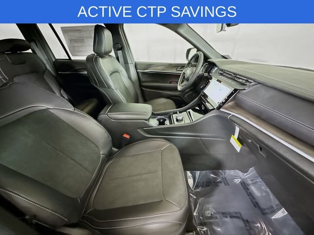 New 2026 Baltic Gray Metallic Clear-Coat Exterior Paint Jeep Altitude image 26