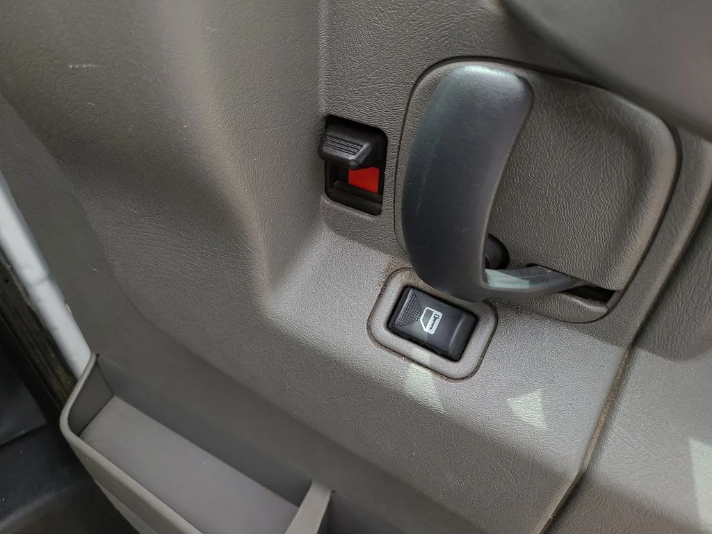 Used 2023 White Chevrolet LS image 9