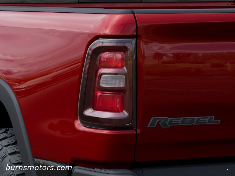 New 2026 Molten Red Pearl-Coat Exterior Paint RAM Rebel image 9