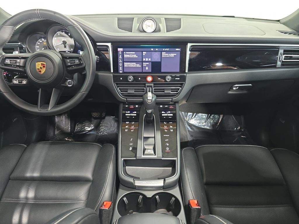 Certified Used 2023  Porsche S image 13