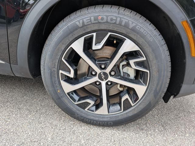 Certified Used 2024 Black Kia EX image 11