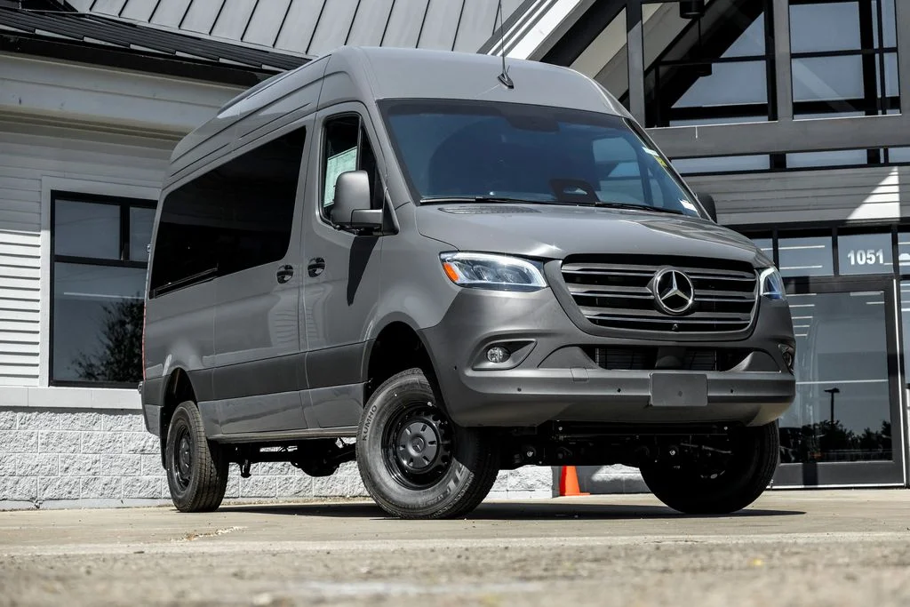 2026 Mercedes-Benz Sprinter 2500 144 WB HO Select AWD's photo