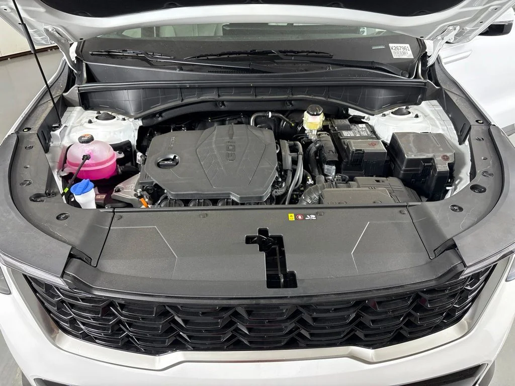 New 2026 White Kia S image 40