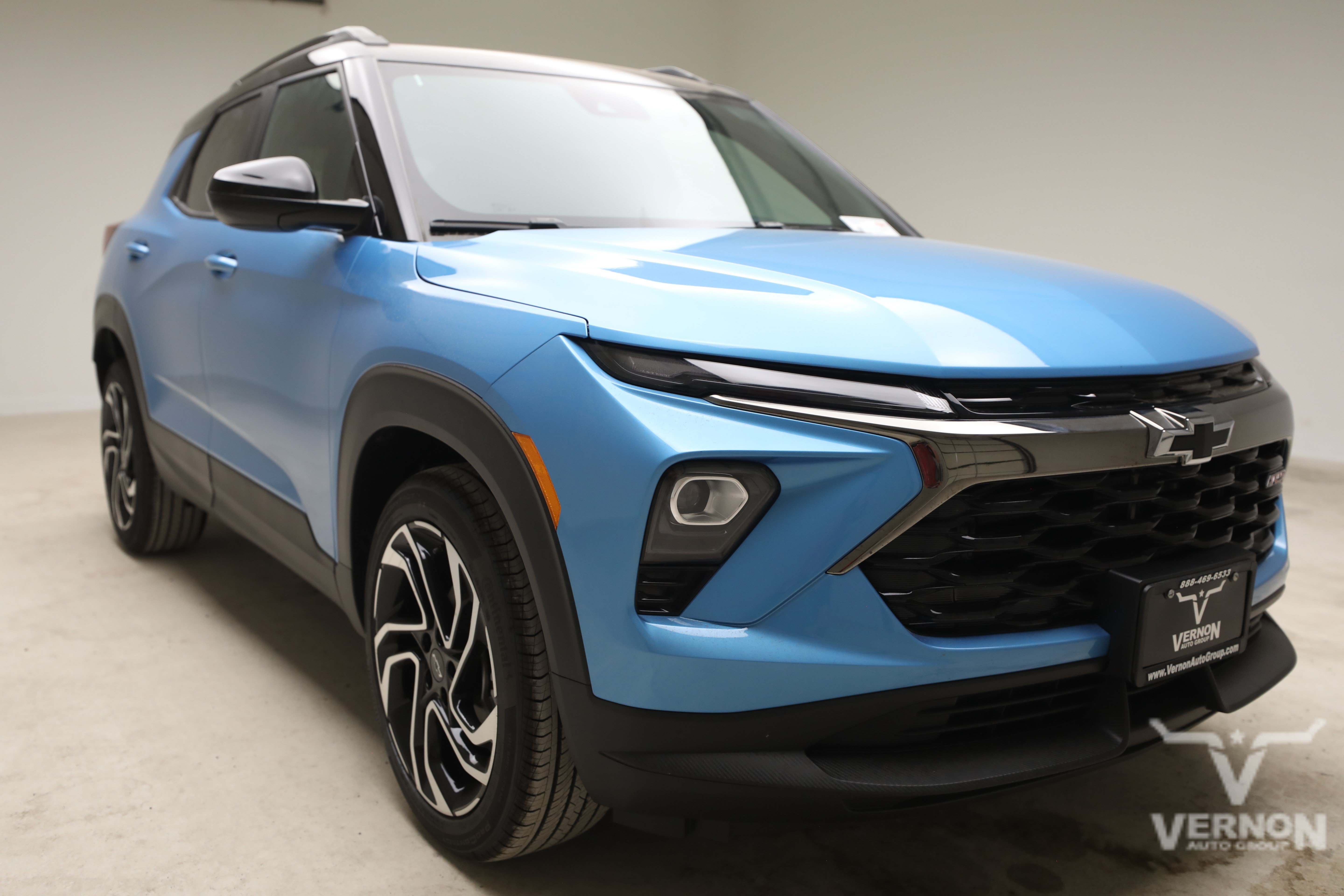 New 2026 Marina Blue Metallic Chevrolet N image 7
