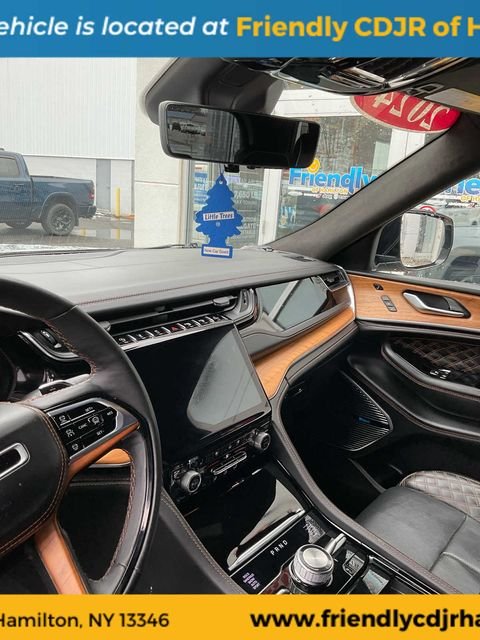 Used 2024 Silver Jeep Summit Reserve image 28