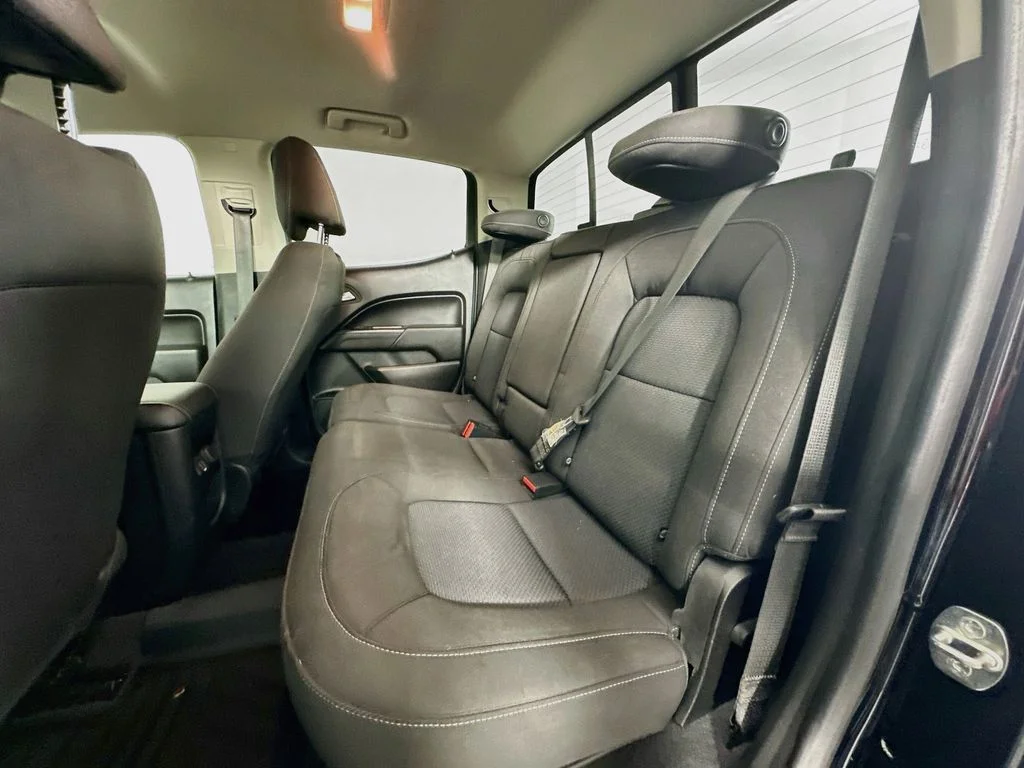 Used 2020 Black Chevrolet LT image 25