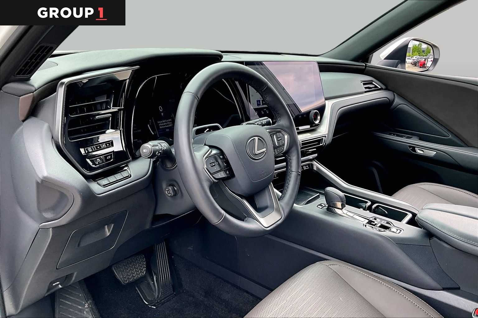 Certified Used 2025 WIND CHILL PEARL Lexus Premium image 15