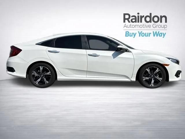 Used 2018 White Orchid Pearl Honda Touring image 8