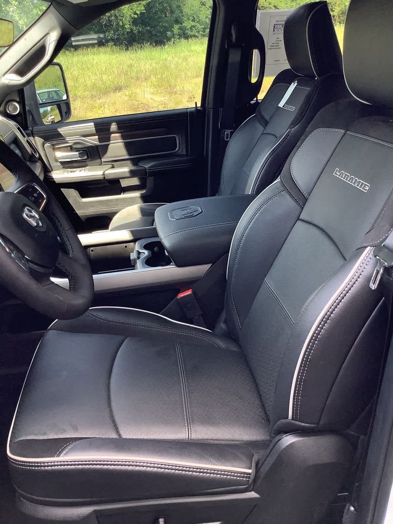2025 RAM 2500 Laramie - Photo 30