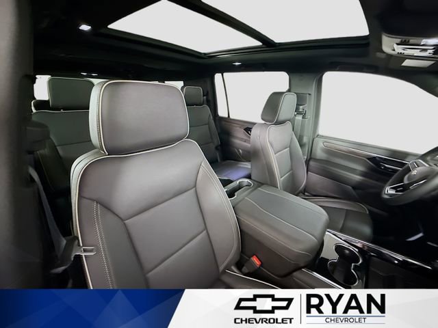 2026 Chevrolet Suburban Premier - Photo 31