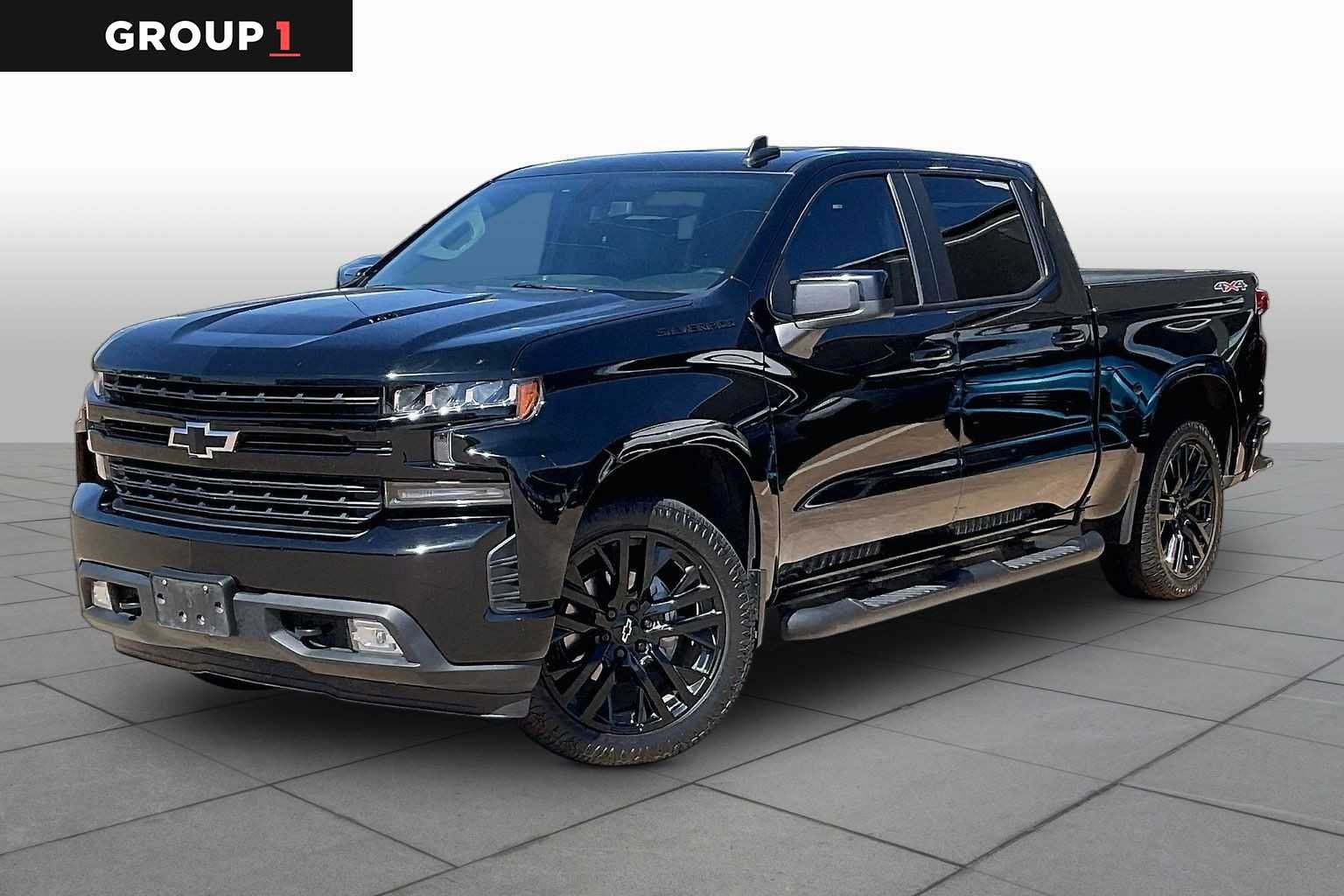 2022 Chevrolet Silverado 1500 RST 4X4 Crew Cab Short Box's photo
