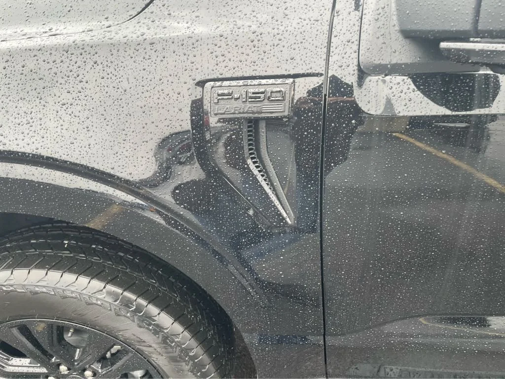 New 2026 Agate Black Metallic Ford Lariat® image 10