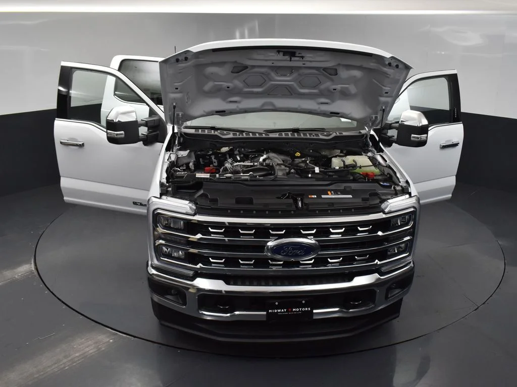 New 2026 Oxford White Ford F-250® Lariat® image 44
