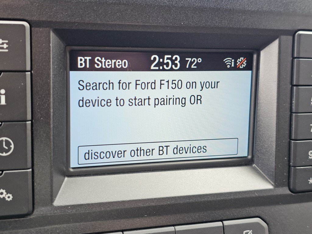 Certified Used 2018 Oxford White Ford XLT image 10