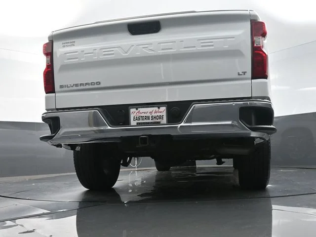 Used 2023 White Chevrolet LT image 34