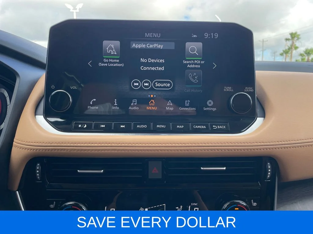 Used 2023 Black Nissan Platinum image 18