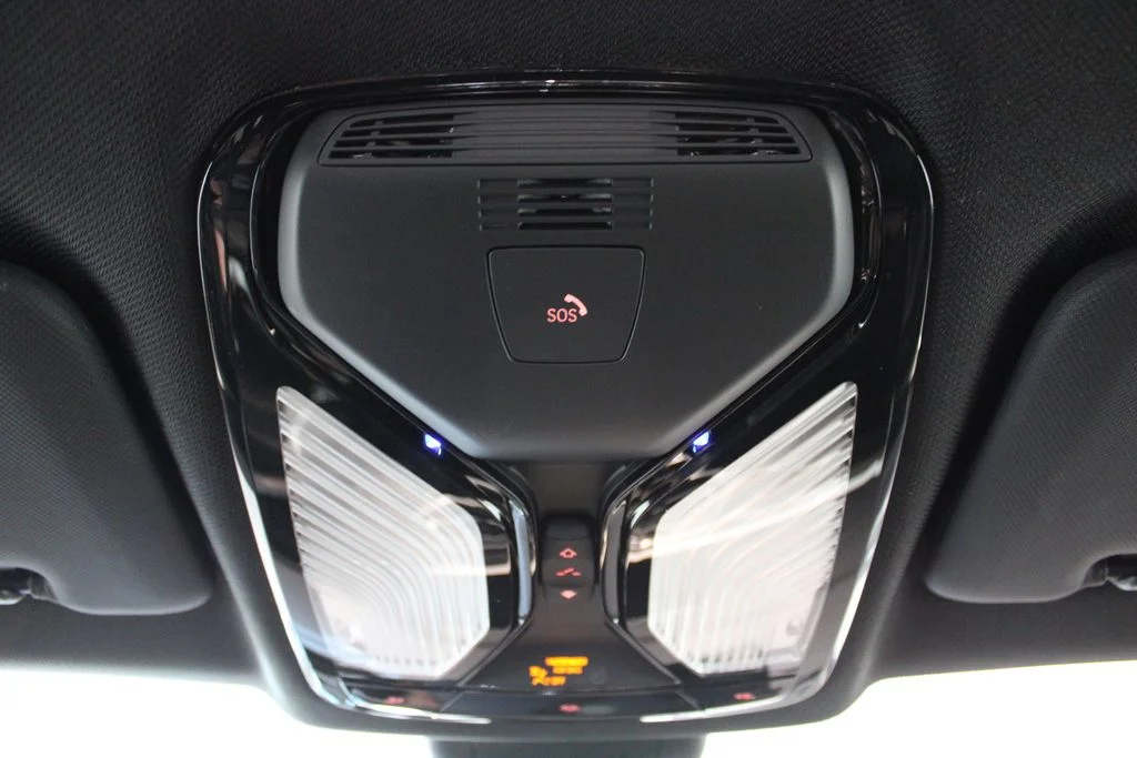 Used 2023 Gray BMW xDrive40i image 35