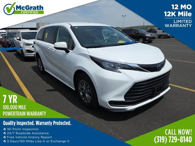 2025 Toyota Sienna LE