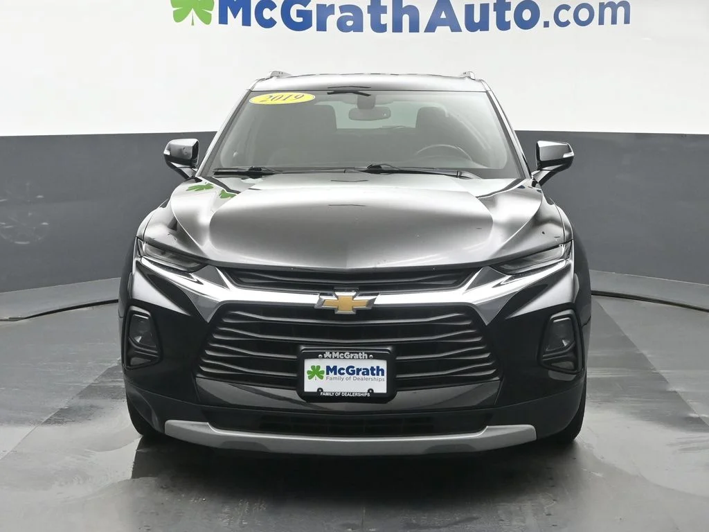 Used 2019 Black Chevrolet Base image 6