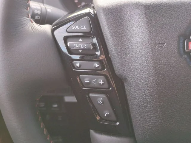 Used 2025 Gray Nissan PRO-4X image 16