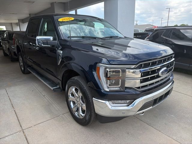 Used 2023 Blue Ford Lariat image 6