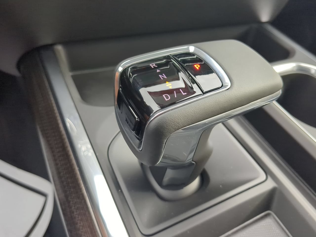 Used 2026 White Sands Chevrolet RST image 16