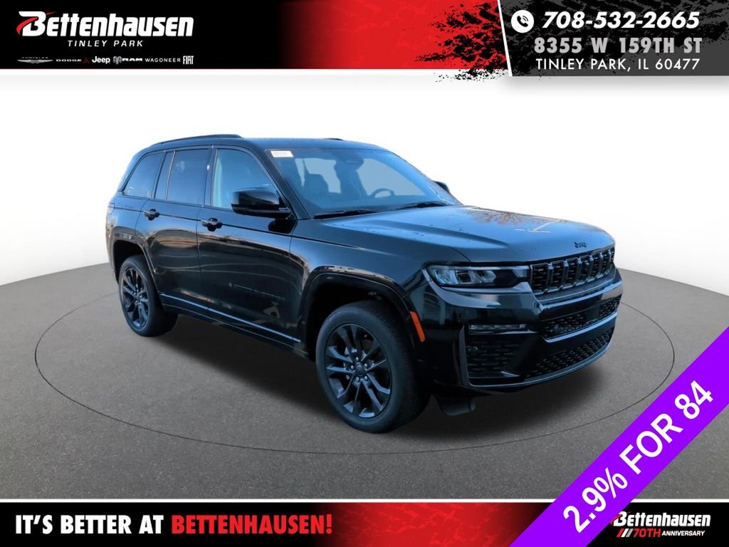 New 2026 Diamond Black Crystal Pearl-Coat Exterior Paint Jeep Limited Reserve image 3