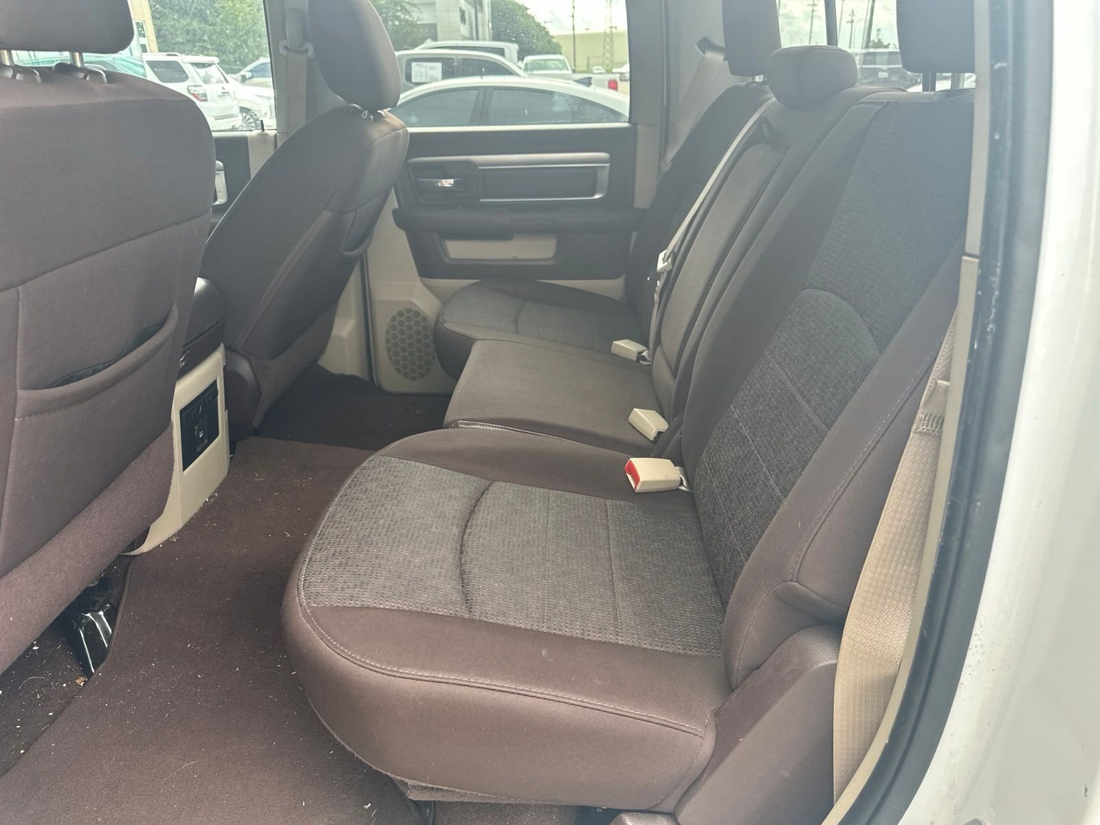 Used 2015 Bright White Clearcoat Ram Big Horn image 16